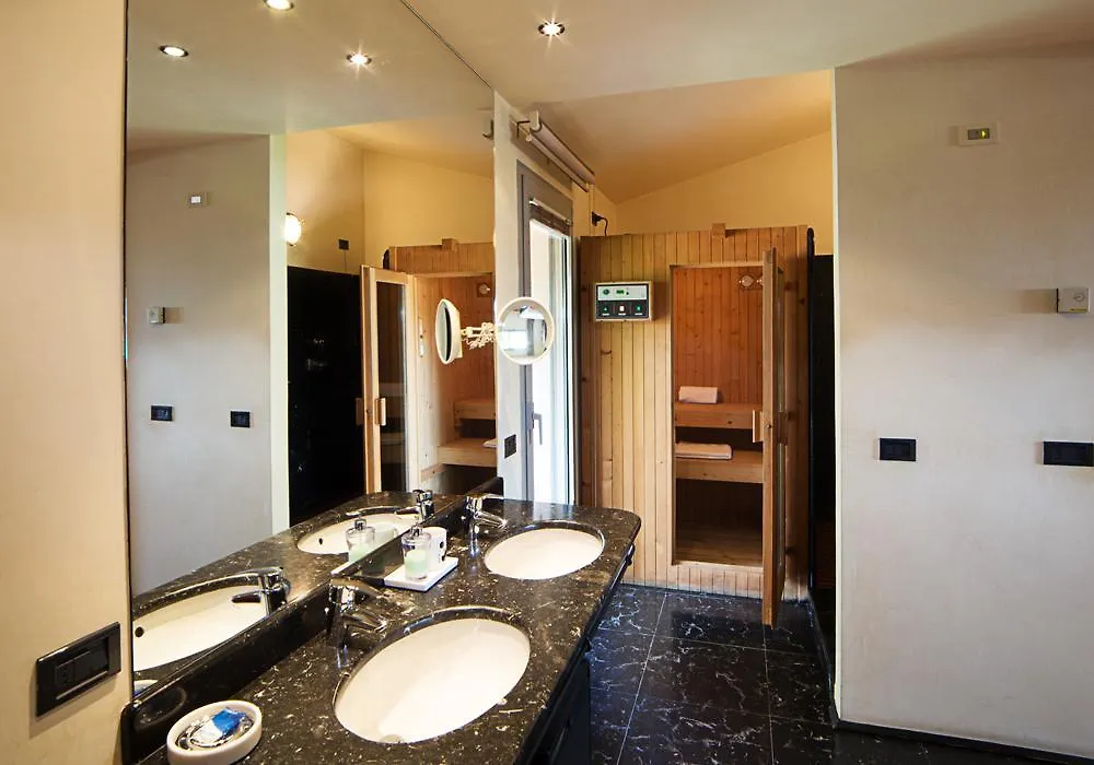 Nocleg ze śniadaniem B&B Villa Adriano Desenzano del Garda