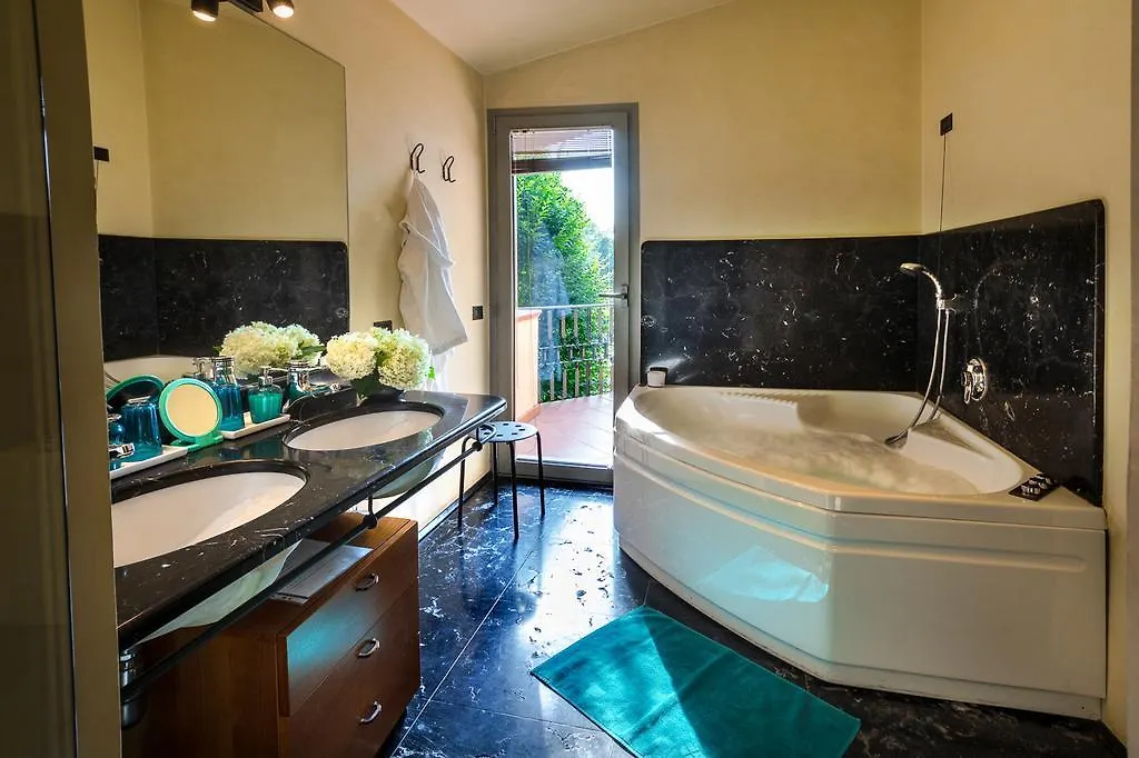 B&B Villa Adriano Desenzano del Garda Nocleg ze śniadaniem